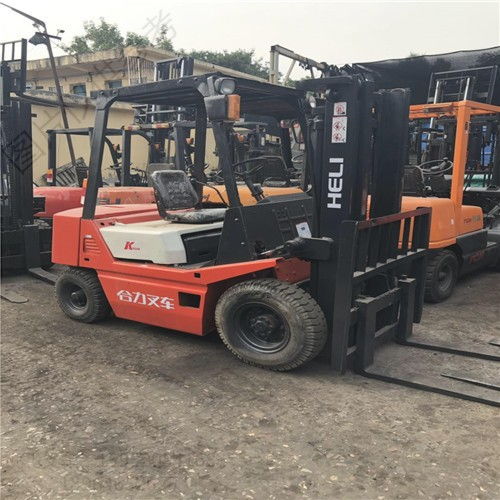 龍口二手合力叉車租賃與銷售，銳飛工程機械提供專業叉車解決方案